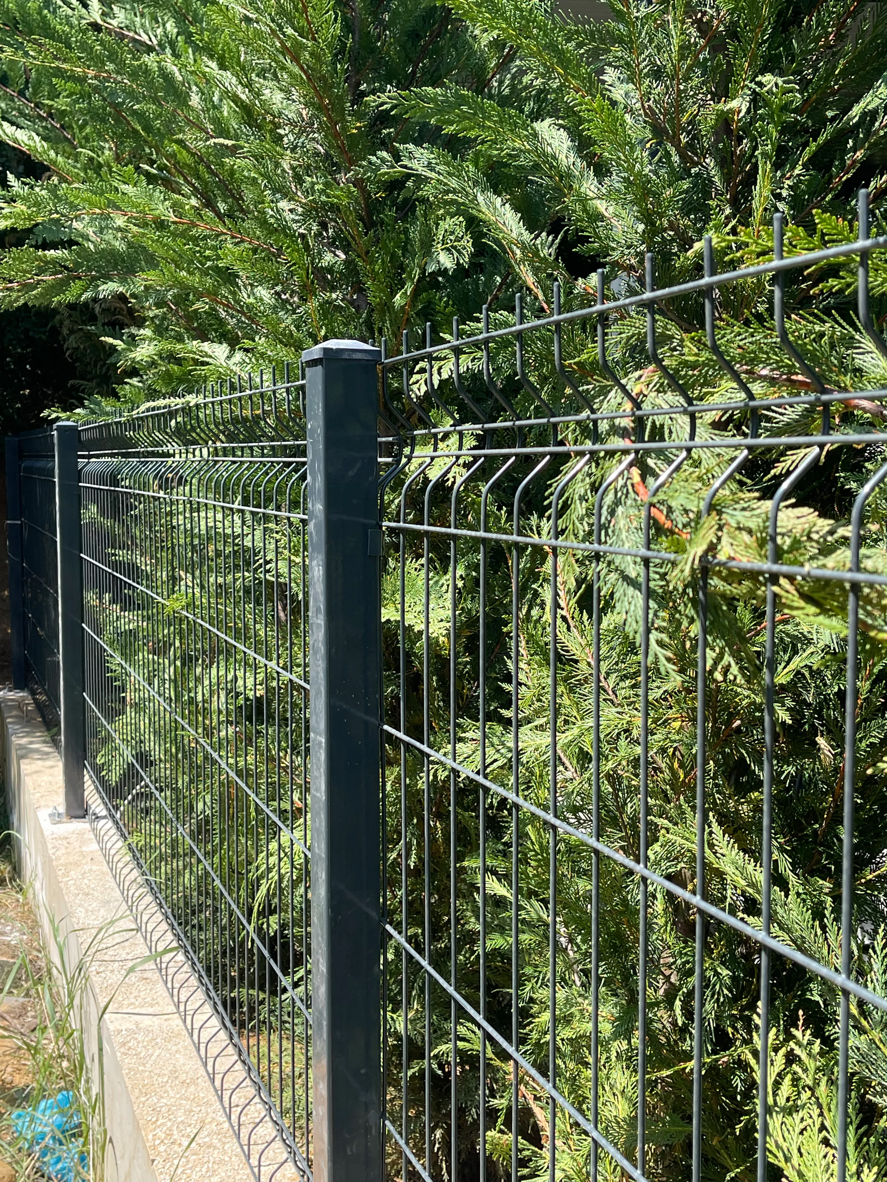 Detaj montimi i paneleve 2D